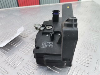 Замок двери передней правой, ориг. номер 9199835, 14261Z00, Opel Astra 1994-2002