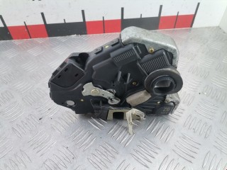 Замок двери передней правой, ориг. номер 6903033251, Lexus RX 1997-2003