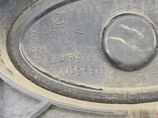 Решетка радиатора, ориг. номер 91121FE000, 91122FE000, Subaru Impreza 1996-2000