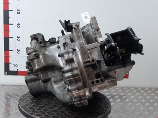 КПП механическая (МКПП) 5-ступенчатая, ориг. номер 2472179JA1, Suzuki SX4 2006-2014