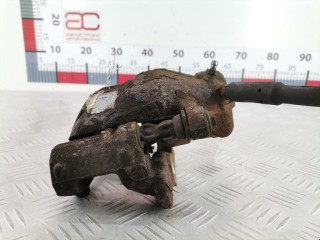Суппорт передний левый, ориг. номер 4401N8, Peugeot 3008 2009-2013