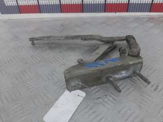 Петля капота левая, ориг. номер BKB780030, Land Rover Discovery 2002-2004
