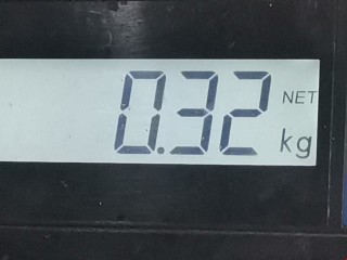 Петля крышки багажника, ориг. номер 904001KA0A, Nissan Juke 2010-2014