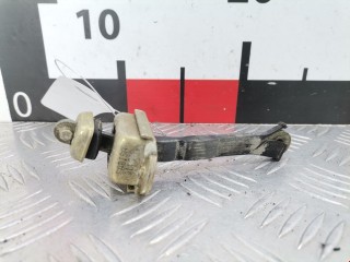 Ограничитель открывания двери задней, ориг. номер MR287802, Mitsubishi Carisma 1999-2004