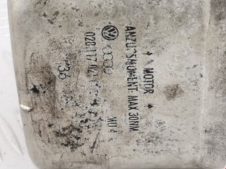 Теплообменник масляного фильтра, ориг. номер 028117021C, 028117021E, Volkswagen Passat 1996-2001