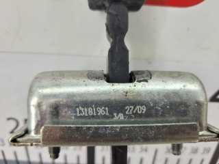 Ограничитель открывания двери задней, ориг. номер 13181961, Opel Corsa 2006-2011