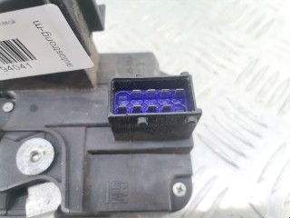 Замок двери передней левой, ориг. номер 24444015, Opel Zafira 1999-2003