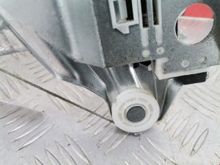 Стеклоподъемник задний левый, ориг. номер 8D0839399A, Audi A4 1994-1999