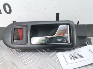 Ручка внутренняя передняя правая Volkswagen Passat 1996-2001