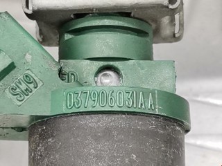 Форсунка, ориг. номер 037906031AA, Volkswagen Golf 1991-2000
