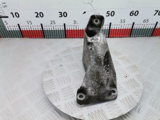 Кронштейн двигателя, ориг. номер 8D0199307P, 8D0199305A, Volkswagen Passat 2000-2005