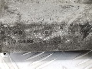 Кронштейн двигателя, ориг. номер 8D0199307P, 8D0199305A, Volkswagen Passat 2000-2005