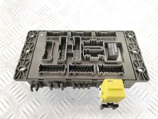 Блок предохранителей, ориг. номер YQE103139, 518174602, Rover 75 2004-2005