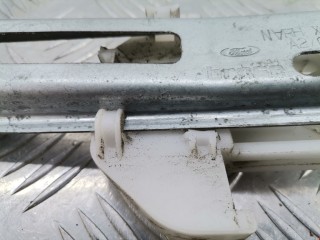 Стеклоподъемник задний правый, ориг. номер XS41A27000, Ford Focus 2001-2005