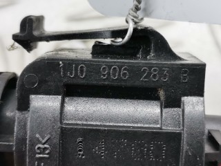 Клапан воздушный, ориг. номер 1K0906283A, 1J0906283B, Seat Toledo 1998-2004