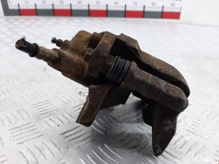 Суппорт передний правый, ориг. номер 7701201770, Renault Sandero 2009-2014