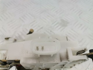 Замок двери задней левой, ориг. номер 90159254, 6906005021, Toyota Avensis 2000-2003