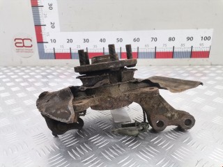 Ступица передняя правая, ориг. номер 4350205020, Toyota Avensis 2000-2003