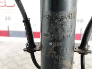 Стойка передняя правая, ориг. номер 4D0413031AR, 1020433103A, Audi A8 1994-1999