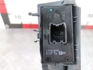 Кнопка стеклоподъемника, ориг. номер 13301886, Opel Zafira 2008-2014