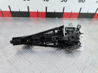 Ручка наружная передняя правая, ориг. номер 13577482, Opel Zafira 2008-2014
