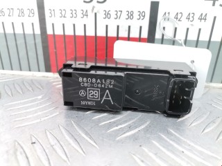 Кнопка стеклоподъемника, ориг. номер 8608A182, Mitsubishi Outlander 2002-2009