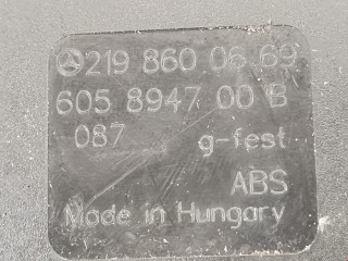Замок ремня безопасности, ориг. номер A2198600669, 2198600669, Mercedes CLS W219 2004-2008