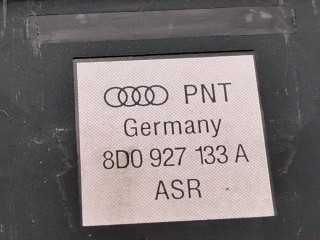 Кнопка антипробуксовочной системы (ABS/ESP), ориг. номер 8D0927133A, Audi A8 1994-1999