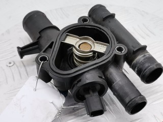 Корпус термостата, ориг. номер 8200646680, Renault Scenic 2006-2009