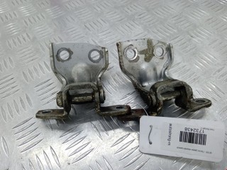 Петля двери задней правой, ориг. номер AB39F219A26AA, Ford Ranger 2006-2009