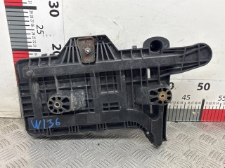 Полка аккумулятора, ориг. номер 1K0915333C, 1K0915333H, Volkswagen Golf 2003-2009
