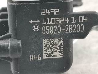Датчик удара, ориг. номер 959202B200, Hyundai Santa Fe 2004-2012