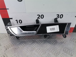 Ручка внутренняя передняя левая Audi A6 2004-2008