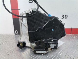 Замок двери передней правой, ориг. номер 6903002250, Toyota Auris 2006-2010