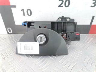 Ручка крышки багажника Opel Meriva 2002-2006