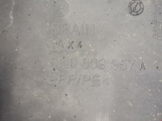 Защита арок передняя левая (подкрылок), ориг. номер 6Q0809957A, Volkswagen Polo 2001-2005