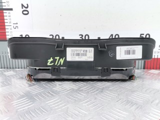 Щиток приборов (приборная панель), ориг. номер 3B0920927, 110080198005, Volkswagen Passat 2000-2005