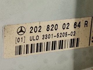 Фонарь задний правый, ориг. номер A2028202266, 3301520502, Mercedes C W202 1993-1997