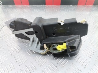 Замок двери задней левой, ориг. номер 8141026000, Hyundai Santa Fe 2000-2004