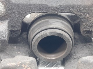 Суппорт передний правый, ориг. номер 7701065266, Renault Megane 2002-2006