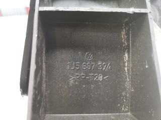 Кронштейн крепления бампера заднего, ориг. номер 1J5807394, Volkswagen Bora 1998-2005