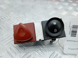 Кнопка аварийной сигнализации Renault Megane 1999-2003