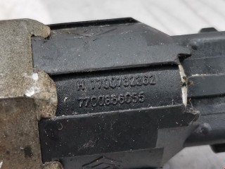 Датчик детонации, ориг. номер 8200680689, 7700732262, Renault Megane 2002-2006