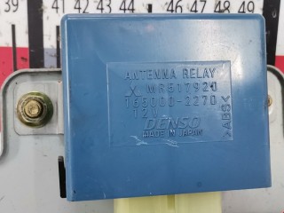 Усилитель антенны, ориг. номер MR517920, 1650002270, Mitsubishi Pajero Sport 2004-2008