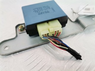 Усилитель антенны, ориг. номер MR517920, 1650002270, Mitsubishi Pajero Sport 2004-2008