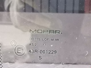 Стекло кузовное боковое левое, ориг. номер 55360885AB, Dodge Nitro 2006-2011
