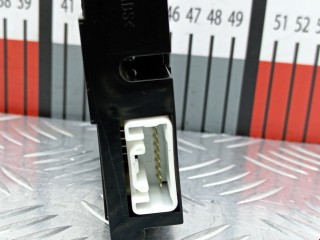 Кнопка подогрева заднего стекла, ориг. номер 8479005110, Toyota Avensis 2006-2009