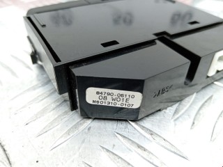 Кнопка подогрева заднего стекла, ориг. номер 8479005110, Toyota Avensis 2006-2009