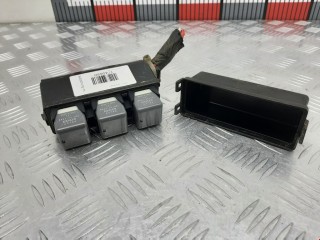 Блок реле, ориг. номер LB800100B, Subaru Impreza 2007-2012