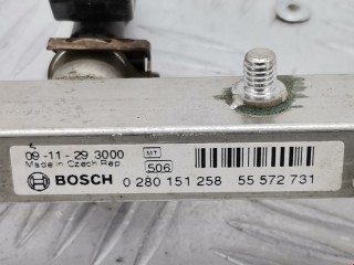 Форсунка, ориг. номер 0280158181, 24420543, Opel Astra 2006-2014